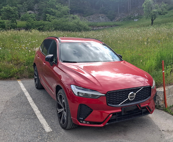 Volvo XC60, B4 AWD, Jg 2023